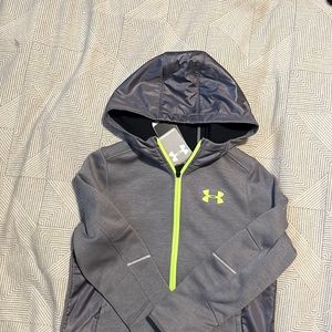 NWT boys under armour zip swacket/soft shell jacket Size M